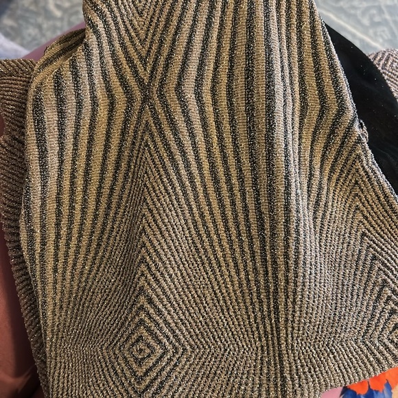 Fashion Nova shimmer two piece set high neck open back tank and bell bottoms - Picture 3 of 4